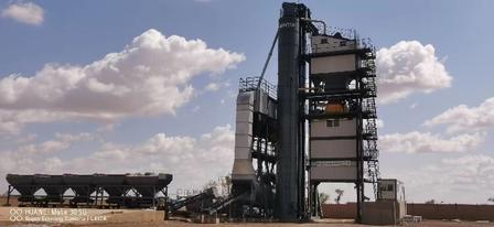 Asphalt mixing plant exterior